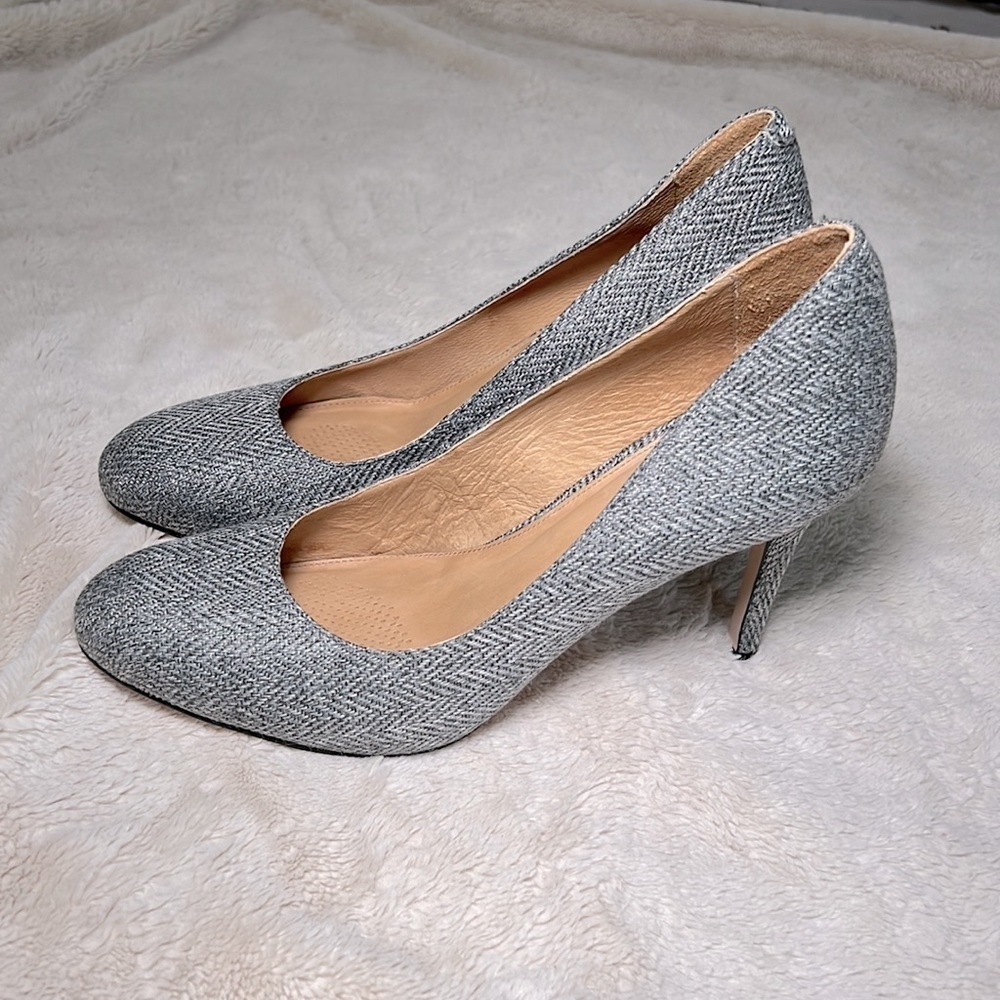 CORSO Como Gray Patterned Wool Stiletto Rounded T… - image 3
